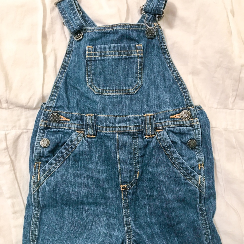 Overalls 💙 - Picture 2 of 3